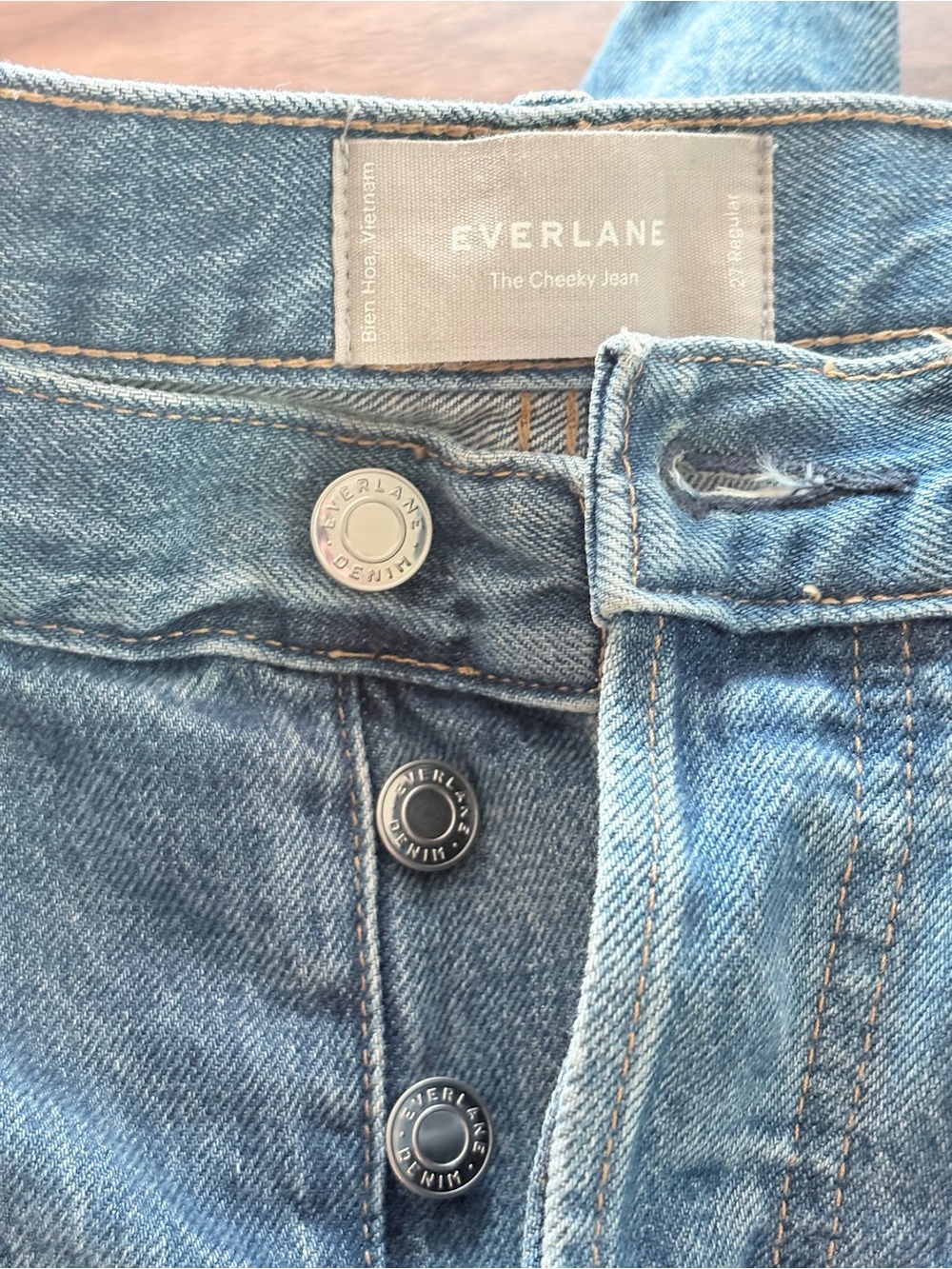Everlane The Cheeky Jean - Picture 8 of 10